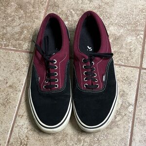 Vans Men's Sneakers in Black and Burgundy